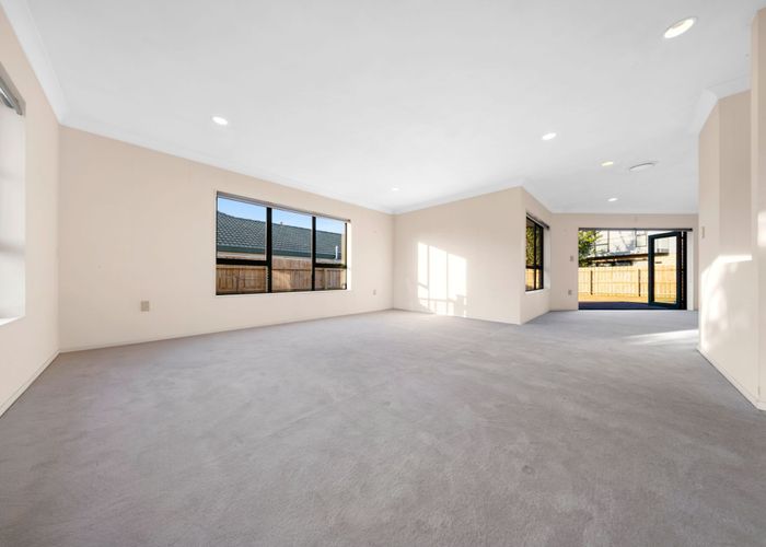  at 93 Rushgreen Avenue, Pahurehure, Papakura