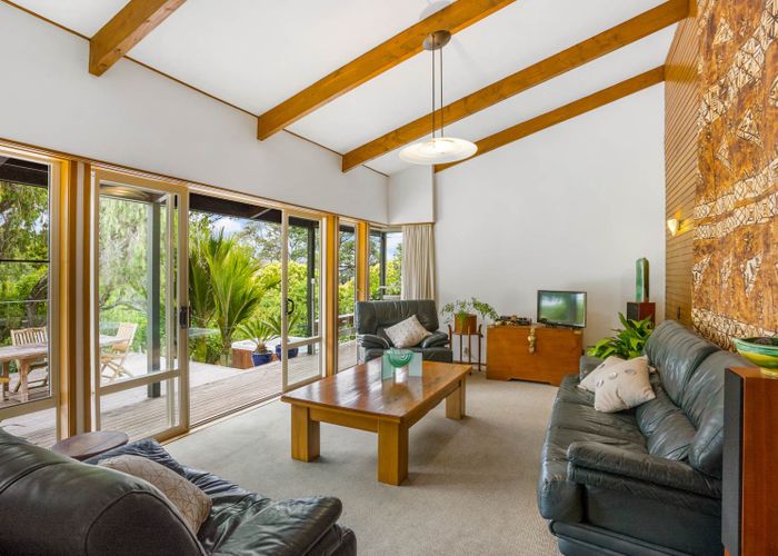  at 810 South Titirangi Road, Titirangi, Auckland