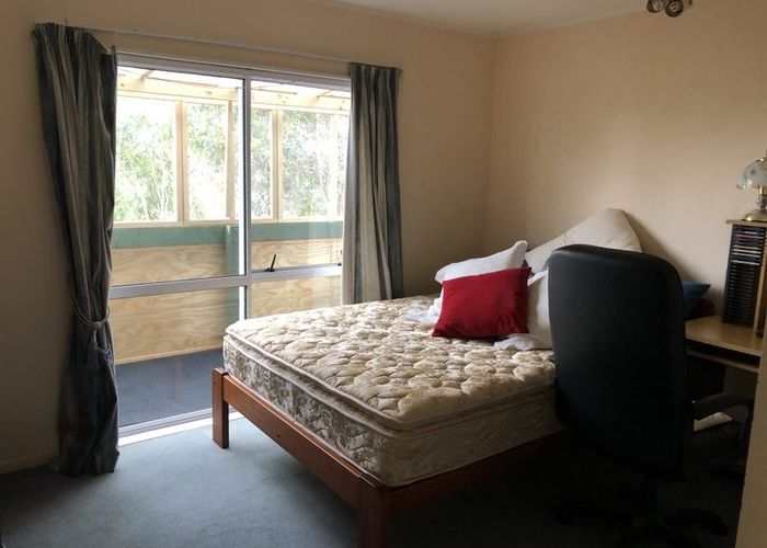  at 73B Target Road, Totara Vale, North Shore City, Auckland