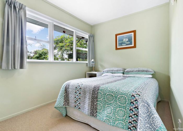  at 14 Rerewai Place, Kelston, Auckland