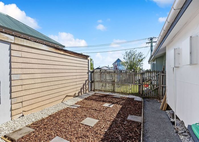  at 2/40 Longfellow Street, Sydenham, Christchurch