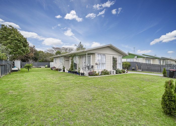  at 406 Portsmouth Road, Flaxmere, Hastings