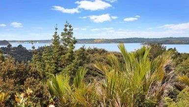  at 49 Tane Road, Laingholm, Auckland
