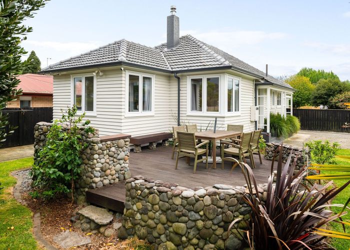  at 20 Pinfold Avenue, Hamilton East, Hamilton, Waikato