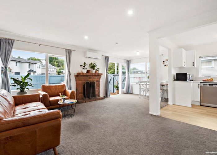  at 1/9 Merriefield Avenue, Forrest Hill, North Shore City, Auckland