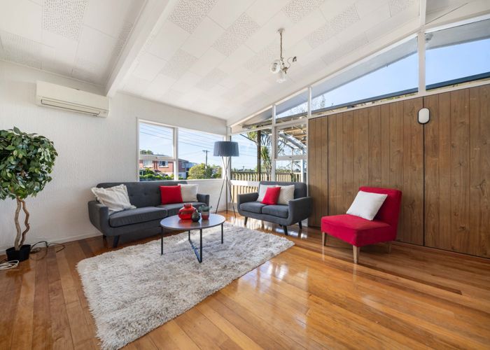  at 75 Nikau Street, New Lynn, Waitakere City, Auckland