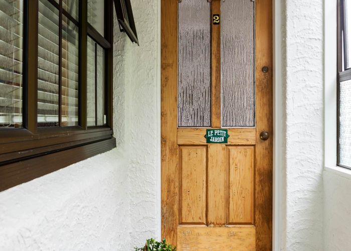  at 2/8 Sarawia Street, Newmarket, Auckland