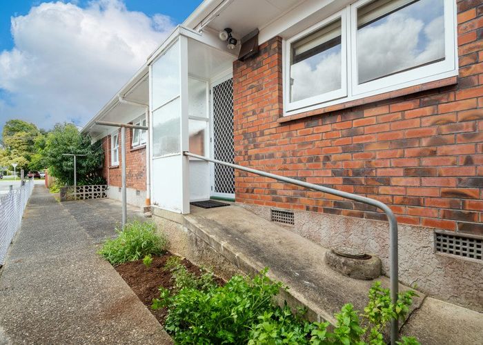  at 2/92 Mill Road, Kensington, Whangarei, Northland