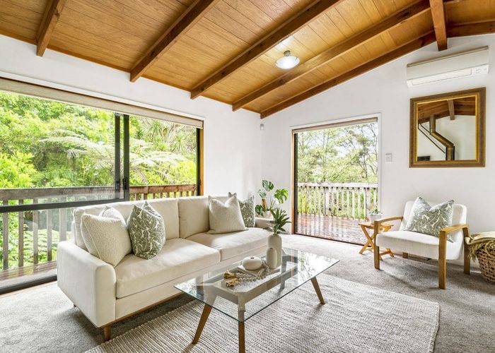  at 11C Lynn Road, Glenfield, North Shore City, Auckland