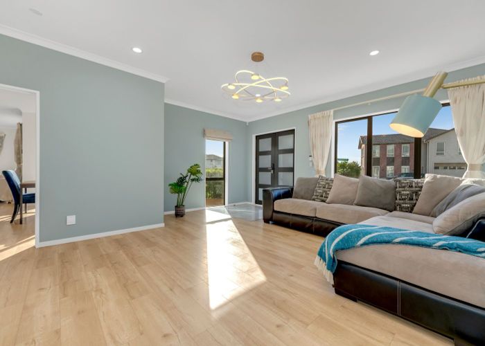  at 9 Cloonlyon Drive, Flat Bush, Manukau City, Auckland