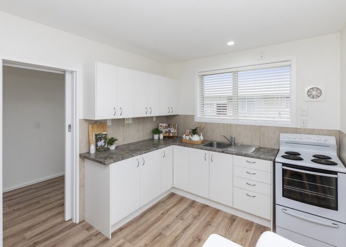  at 3/16 Division Street, Riccarton, Christchurch