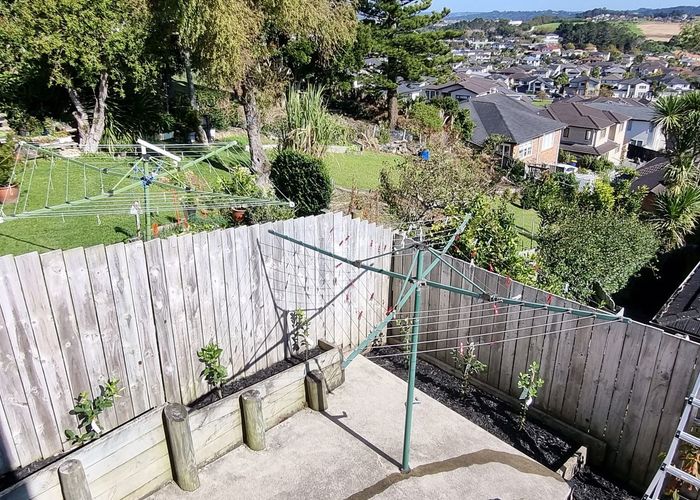  at 602 East Coast Road, Pinehill, North Shore City, Auckland