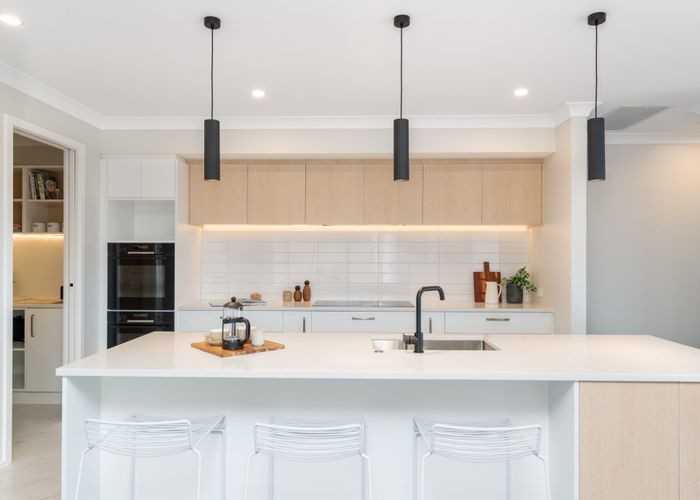  at 54 Farnworth Terrace, Glenside, Wellington