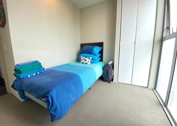  at 1302/17 Amersham Way, Manukau, Auckland