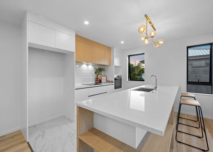  at 3A Dawnhaven Drive, Te Atatu Peninsula, Auckland