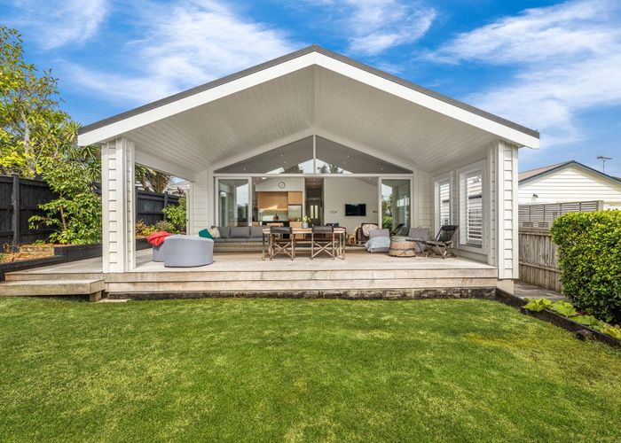  at 2 Rutland Road, Devonport, North Shore City, Auckland