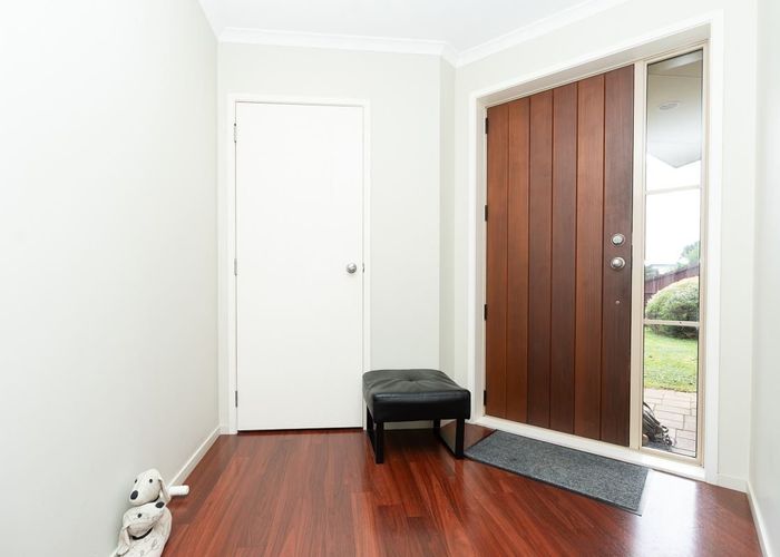  at 9 St James Drive, Huntington, Hamilton