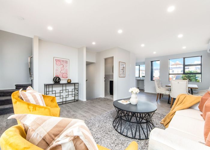  at 3153 Great North Road, New Lynn, Waitakere City, Auckland
