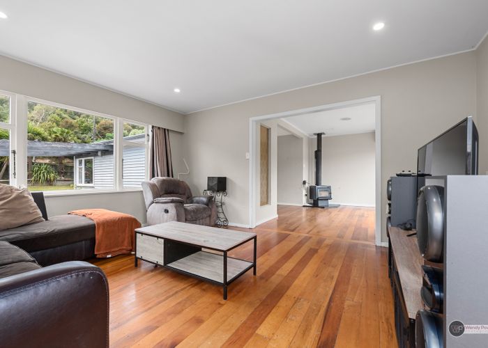  at 32 Coast Road, Wainuiomata, Lower Hutt