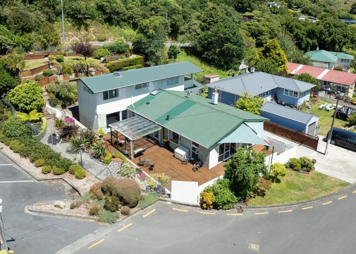  at 8 Boscobel Lane, Tawa, Wellington, Wellington