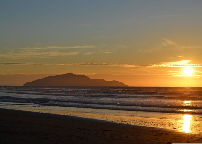  at 239 Manly Street, Paraparaumu Beach, Paraparaumu