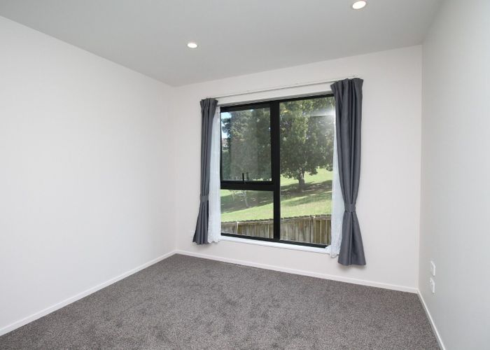  at 7D Spears Place, Botany Downs, Manukau City, Auckland