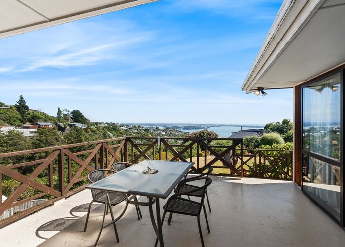  at 15 Toledo Place, Mount Pleasant, Christchurch City, Canterbury