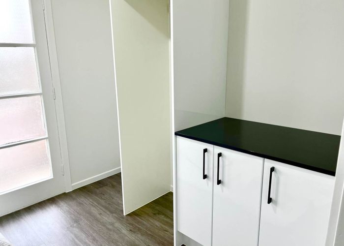  at 2/44 Michaels Avenue, Ellerslie, Auckland City, Auckland