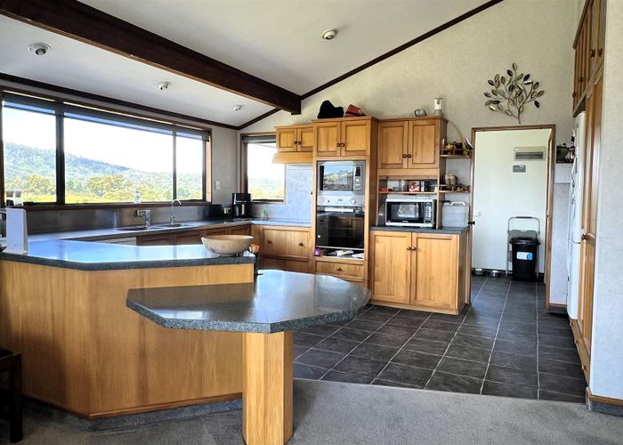  at 869C Seven Mile Road, Rapahoe, Greymouth