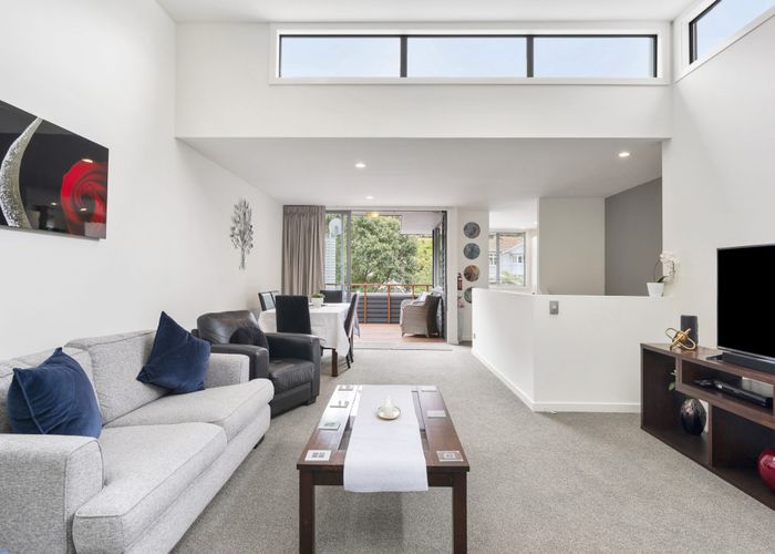  at 37C Ngaio Road, Kelburn, Wellington