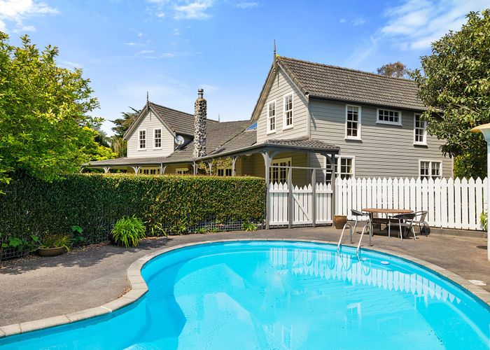  at 447 Barrett Road, Omata, New Plymouth, Taranaki
