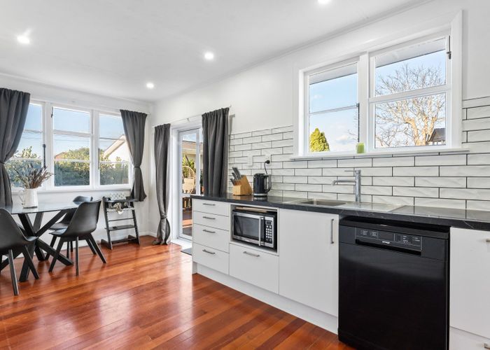  at 21 Hadfield Crescent, College Estate, Whanganui, Manawatu / Whanganui