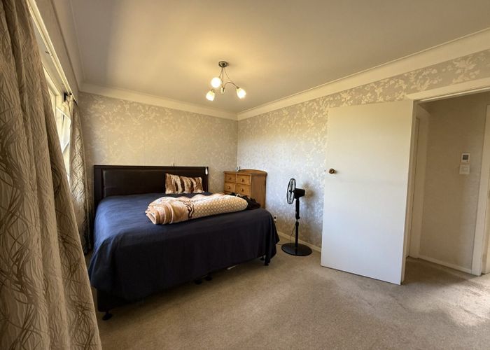  at 4 Arran Cresent, Woolston, Christchurch City, Canterbury