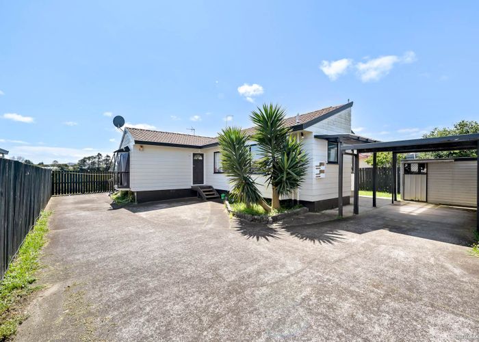  at 2/39 Kopara Place, Clendon Park, Auckland