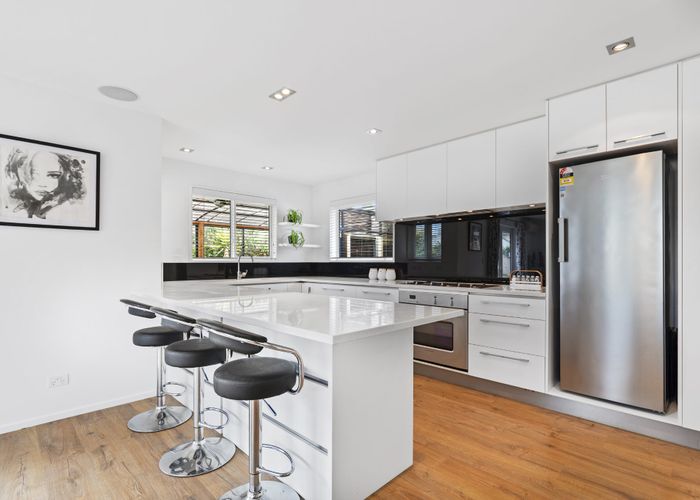  at 99 Opawa Road, Opawa, Christchurch City, Canterbury