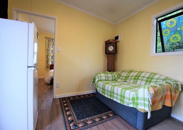  at 57 Pomaria Road, Henderson, Waitakere City, Auckland