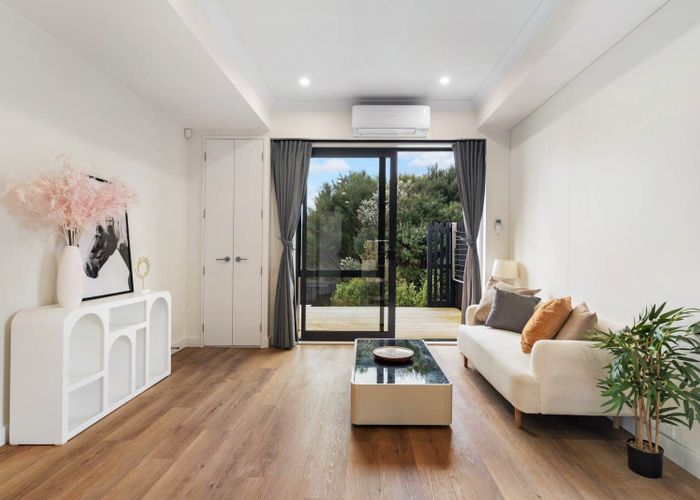  at 44E Westgate Drive, Westgate, Waitakere City, Auckland