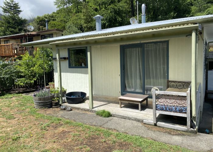  at 2/223 Brook Street, The Brook, Nelson