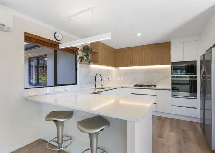  at 35 Waimanu Bay Drive, Te Atatu Peninsula, Waitakere City, Auckland