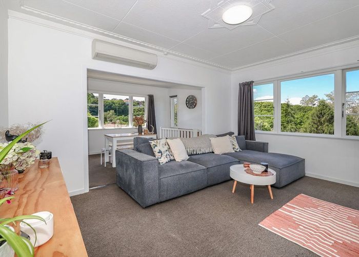  at 37 Glen Road, Mornington, Dunedin