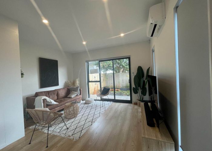 at 3/28 Vodanovich Road, Te Atatu South, Waitakere City, Auckland