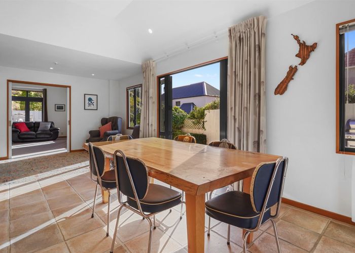  at 5 Virginia Lane, Mount Pleasant, Christchurch