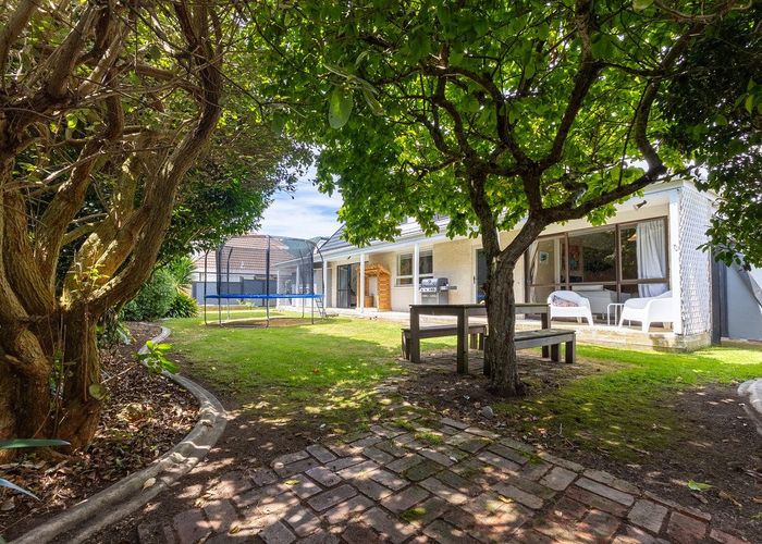  at 42 Awanui Drive, Waikanae, Waikanae