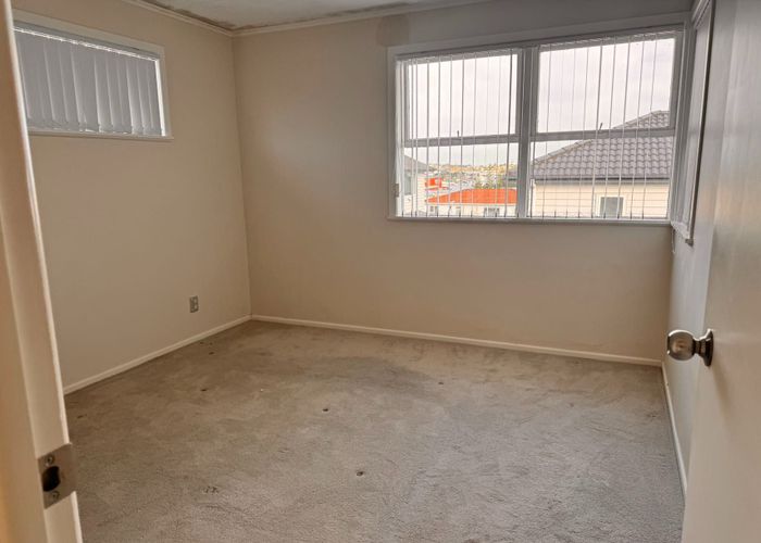  at 13 Raines Avenue, Forrest Hill, North Shore City, Auckland