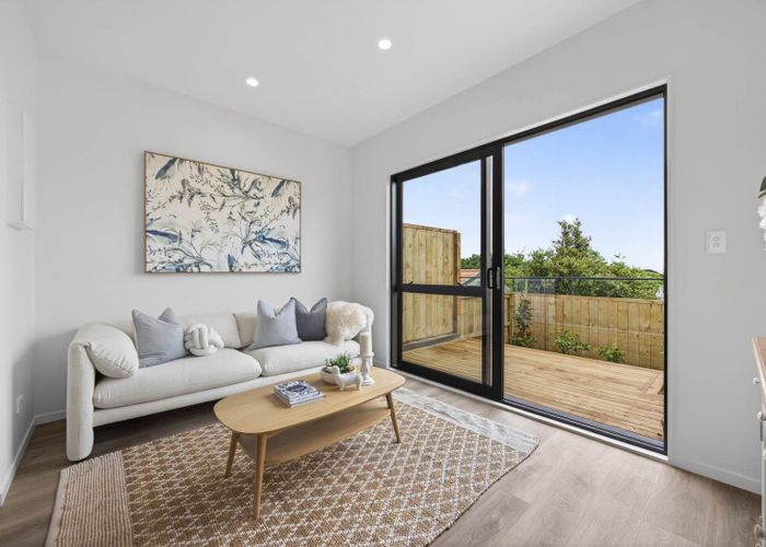  at 8/58 Hamlin Road, Mount Wellington, Auckland City, Auckland