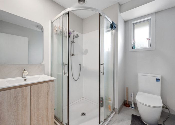  at 290 Murphys Road, Flat Bush, Manukau City, Auckland