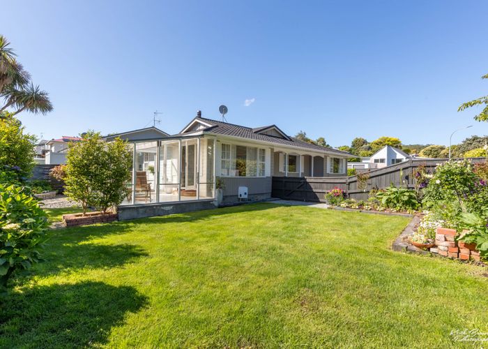 at 77 Spinnaker Drive, Whitby, Porirua