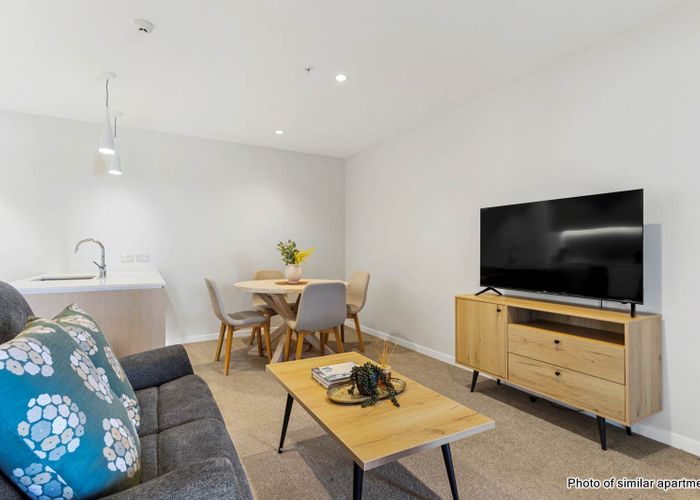  at 210/4 Bute Road, Browns Bay, North Shore City, Auckland