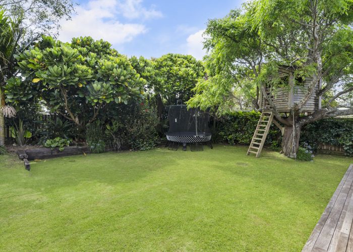  at 122 Victoria Street, Onehunga, Auckland