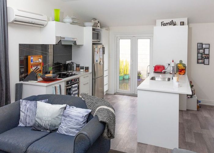  at 19 Parlane Street, Addington, Christchurch City, Canterbury